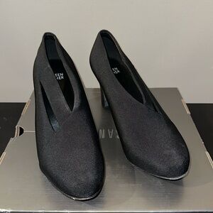 Eileen Fisher black nylon and leather pumps